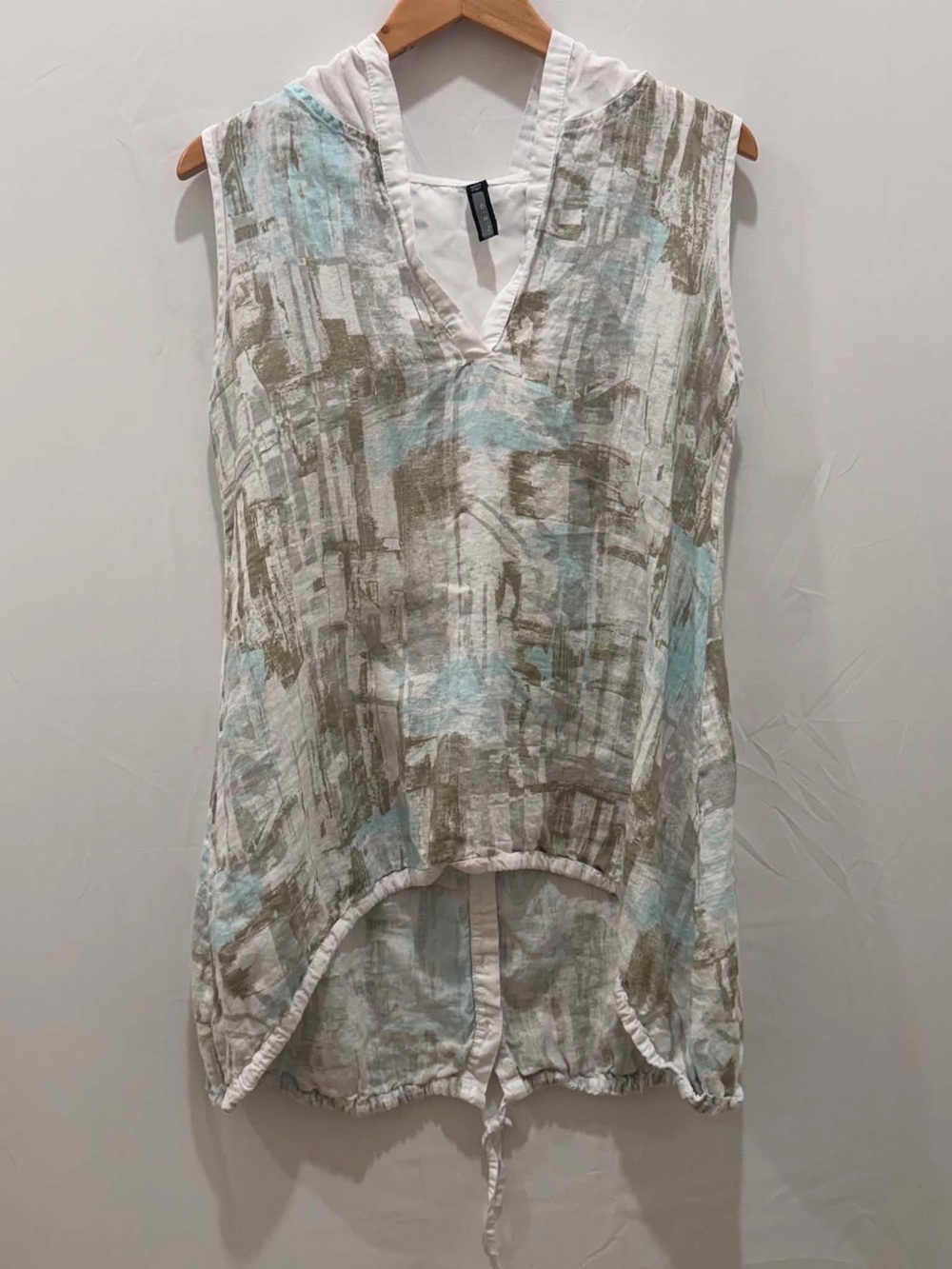 Inizio Italy Women Lagenlook Abstract Linen blend sleeveless hooded V-Neck M